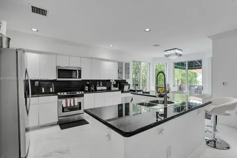 11008 NW 73rd Street Doral FL 33178