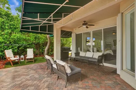 11008 NW 73rd Street Doral FL 33178