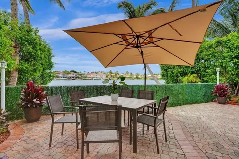 11008 NW 73rd Street Doral FL 33178
