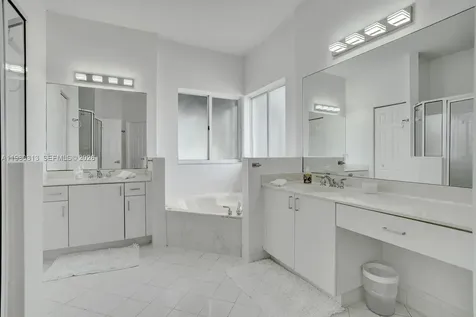 11008 NW 73rd Street Doral FL 33178