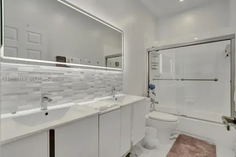 11008 NW 73rd Street Doral FL 33178