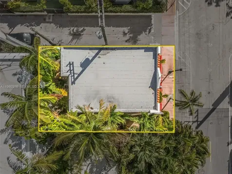 927 4th Street Miami Beach FL 33139