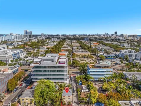 927 4th Street Miami Beach FL 33139