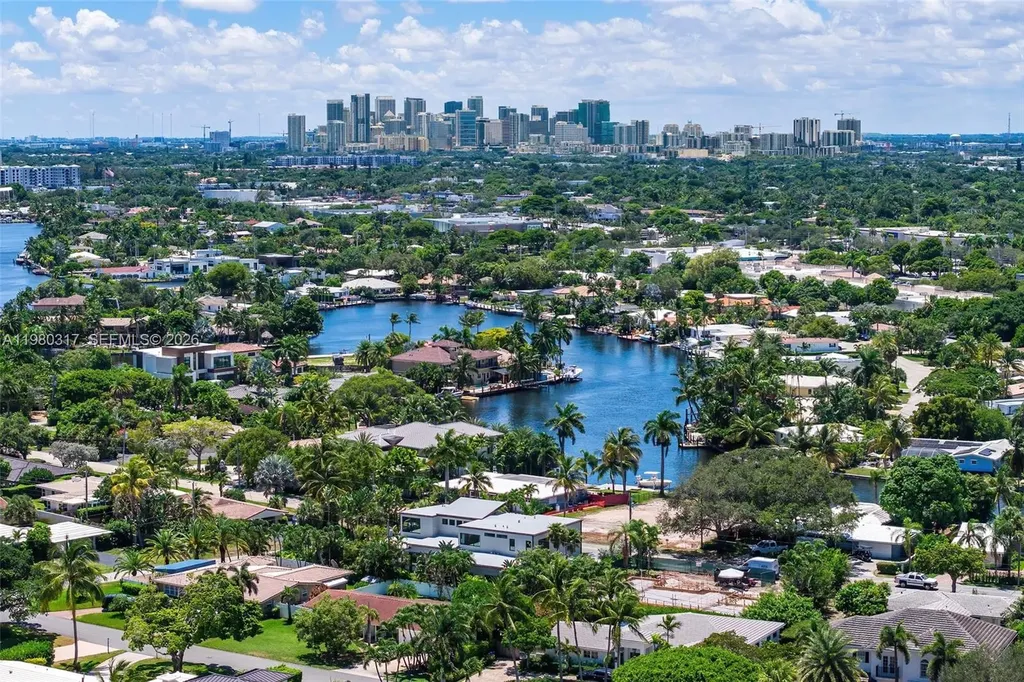 2500 Middle River Drive Fort Lauderdale FL 33305