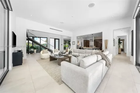 2500 Middle River Drive Fort Lauderdale FL 33305
