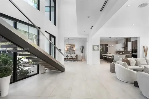 2500 Middle River Drive Fort Lauderdale FL 33305