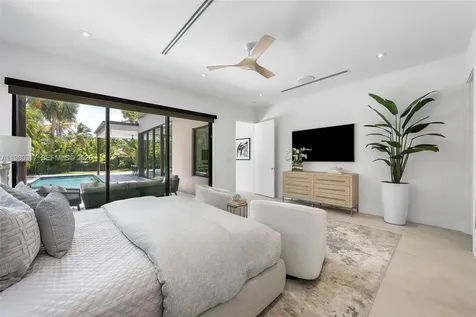 2500 Middle River Drive Fort Lauderdale FL 33305