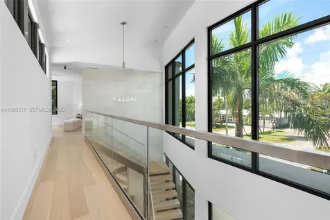 2500 Middle River Drive Fort Lauderdale FL 33305