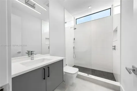 2500 Middle River Drive Fort Lauderdale FL 33305