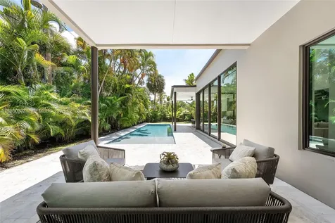 2500 Middle River Drive Fort Lauderdale FL 33305
