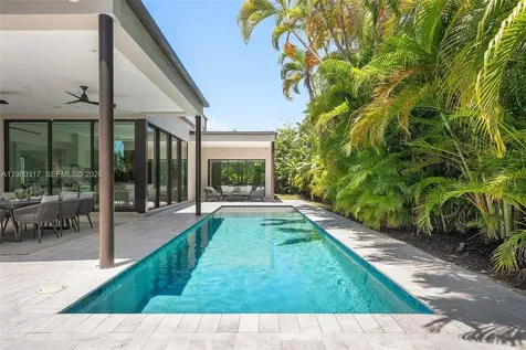 2500 Middle River Drive Fort Lauderdale FL 33305