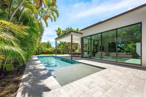2500 Middle River Drive Fort Lauderdale FL 33305
