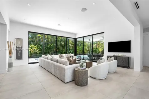 2500 Middle River Drive Fort Lauderdale FL 33305