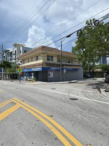 3380 Plaza Street Miami FL 33133