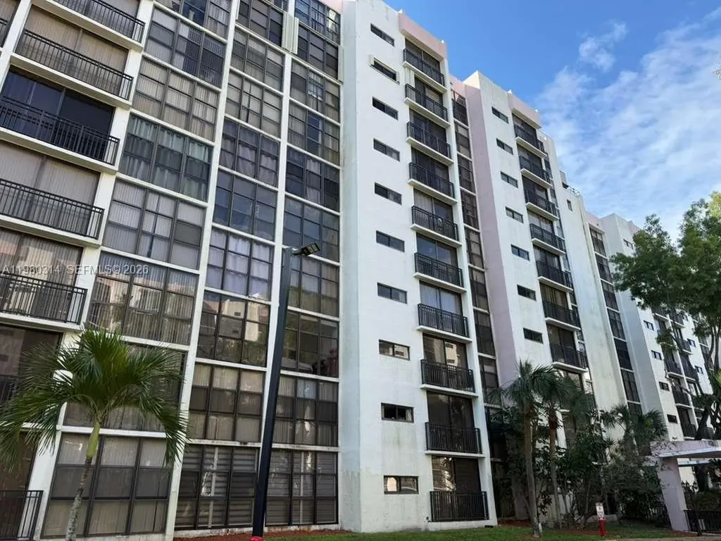 17011 N Bay Road Sunny Isles Beach FL 33160