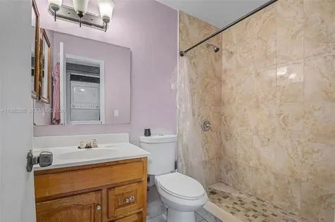 6525 W 26th Drive Hialeah FL 33016