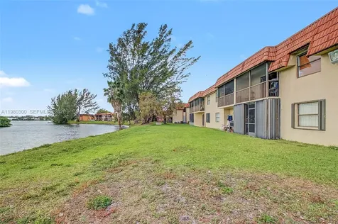 6525 W 26th Drive Hialeah FL 33016