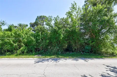 3401 Avenue L Fort Pierce FL 34947