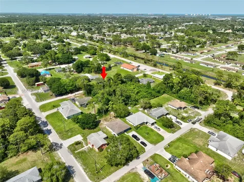 3401 Avenue L Fort Pierce FL 34947
