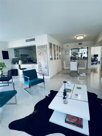 11111 Biscayne Boulevard Miami FL 33181
