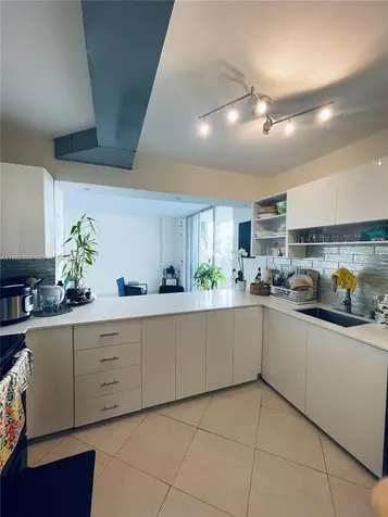 11111 Biscayne Boulevard Miami FL 33181