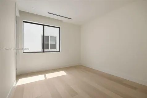 3113 Elizabeth Street Miami FL 33133