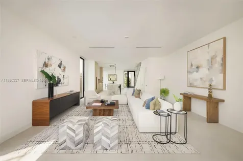 3113 Elizabeth Street Miami FL 33133
