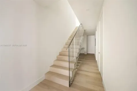 3113 Elizabeth Street Miami FL 33133