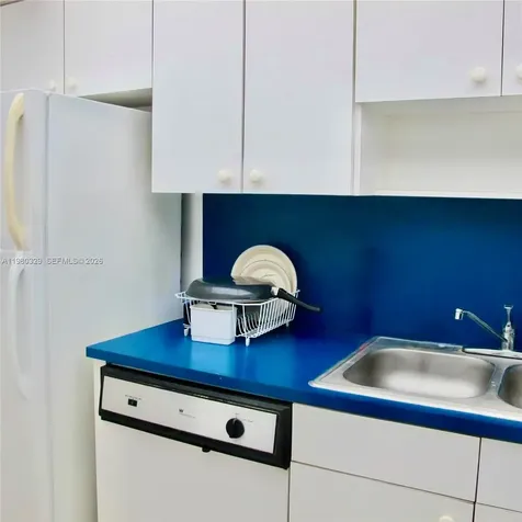 400 Kings Point Drive Sunny Isles Beach FL 33160