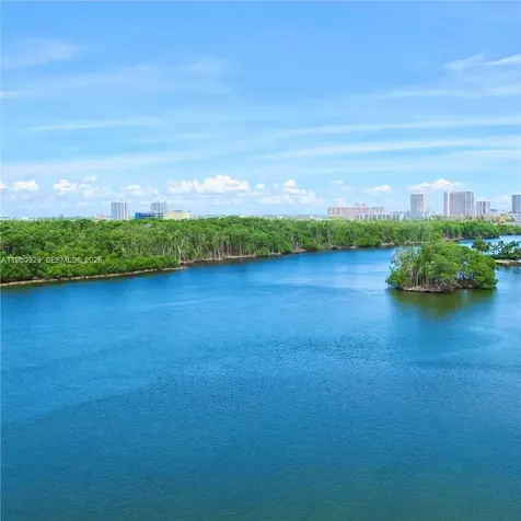 400 Kings Point Drive Sunny Isles Beach FL 33160