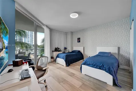 17111 Biscayne Boulevard North Miami Beach FL 33160