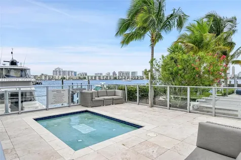 17111 Biscayne Boulevard North Miami Beach FL 33160