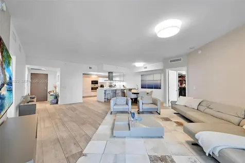 17111 Biscayne Boulevard North Miami Beach FL 33160