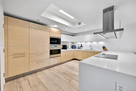 17111 Biscayne Boulevard North Miami Beach FL 33160