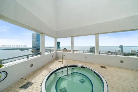 60 SW 13th Street Miami FL 33130