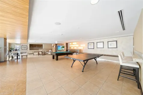 60 SW 13th Street Miami FL 33130