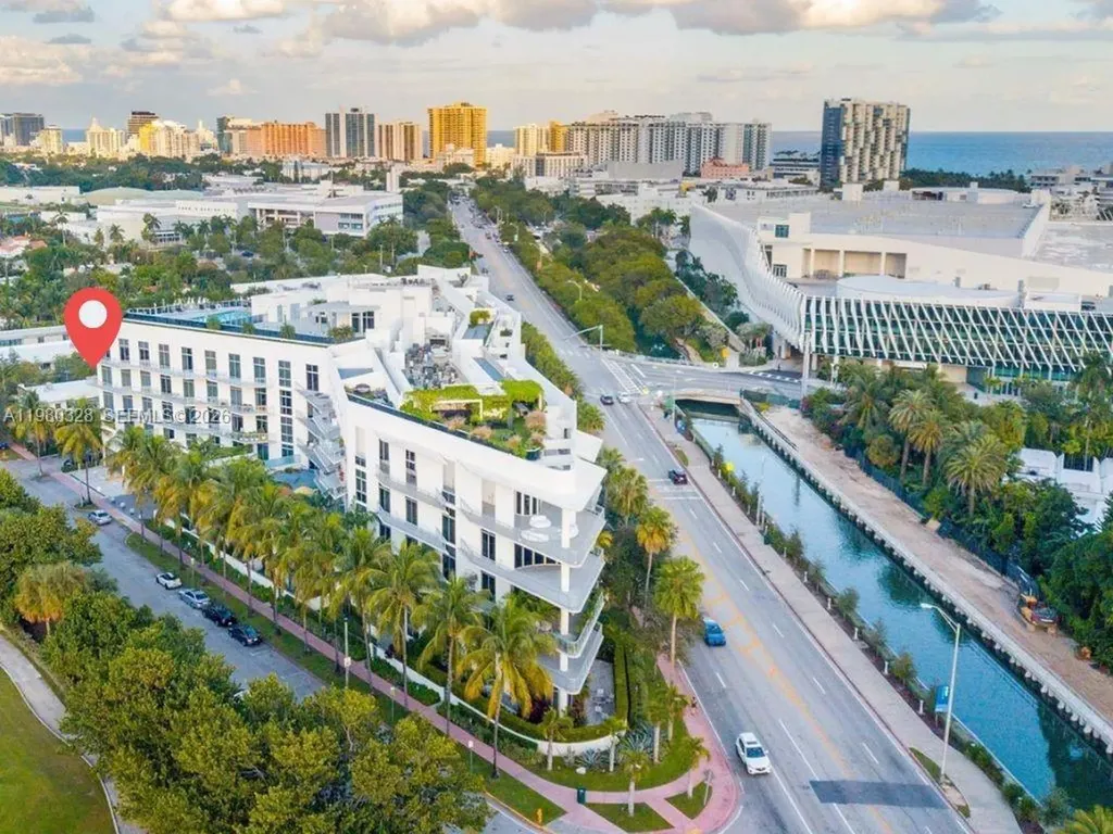 2001 Meridian Avenue Miami Beach FL 33139