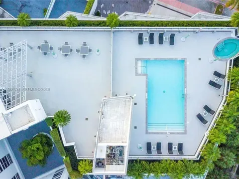 2001 Meridian Avenue Miami Beach FL 33139