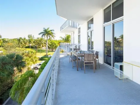 2001 Meridian Avenue Miami Beach FL 33139