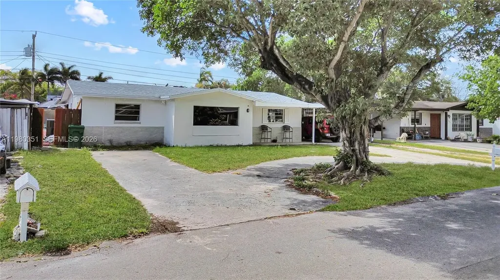 5220 SW 57th Street Davie FL 33314