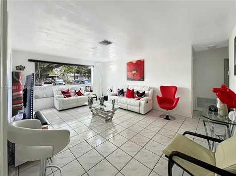 5220 SW 57th Street Davie FL 33314