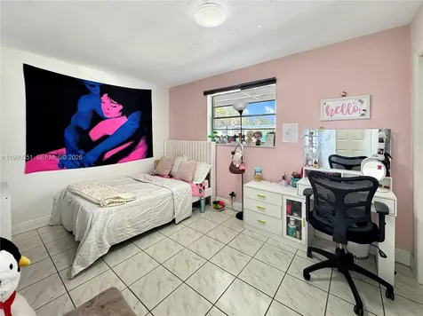 5220 SW 57th Street Davie FL 33314