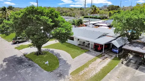 5220 SW 57th Street Davie FL 33314