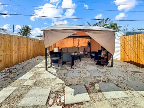 5220 SW 57th Street Davie FL 33314