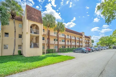 2720 N Pine Island Road Sunrise FL 33322