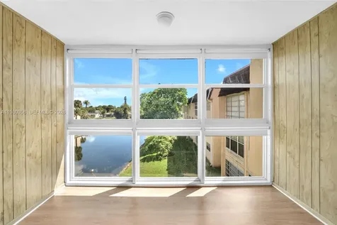 2720 N Pine Island Road Sunrise FL 33322