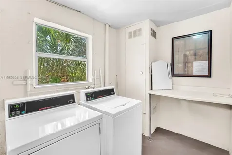 2720 N Pine Island Road Sunrise FL 33322