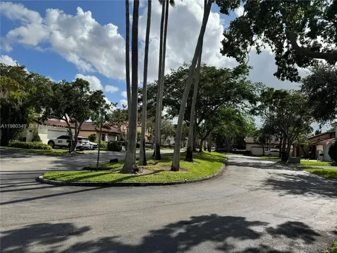 17340 NW 63rd Avenue Hialeah FL 33015