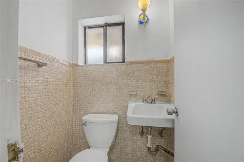 13621 SW 103rd Avenue Miami FL 33176