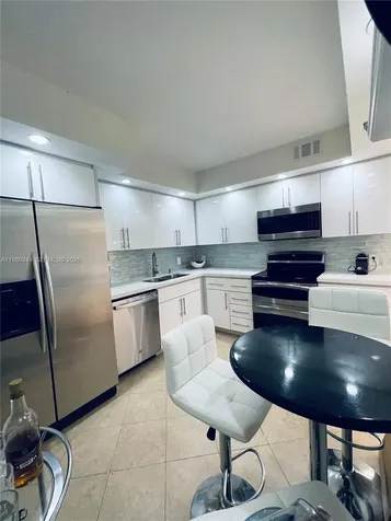 11113 Biscayne Boulevard Miami FL 33181